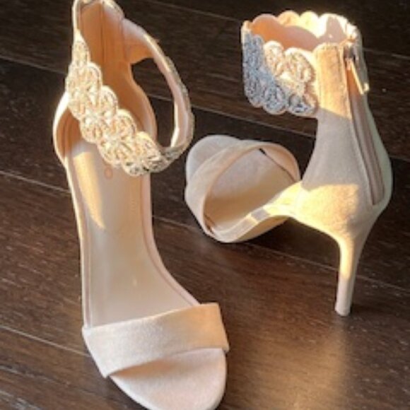 Aldo High Heel Shoes with Rhinestone Ankle Strap - Nude Colour -Size 5 - Picture 5 of 9